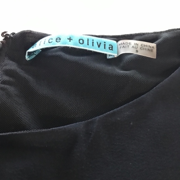 Alice + Olivia Sigrid Short Sleeve Geometric Dress - Picture 4 of 6